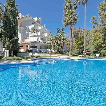 Apartment Marbella Golden Mile- Puente Romano Area *